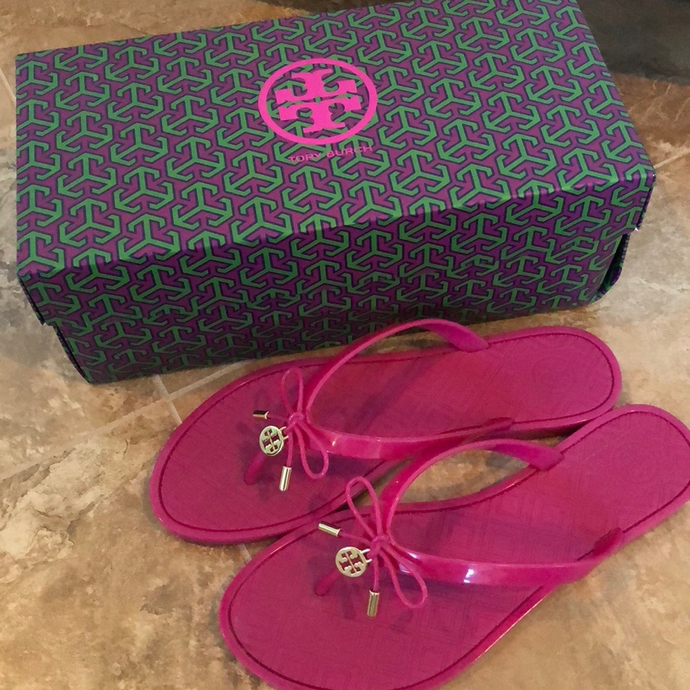 Tory Burch “Saucy Pink”Jelly Bow Thong Sandal